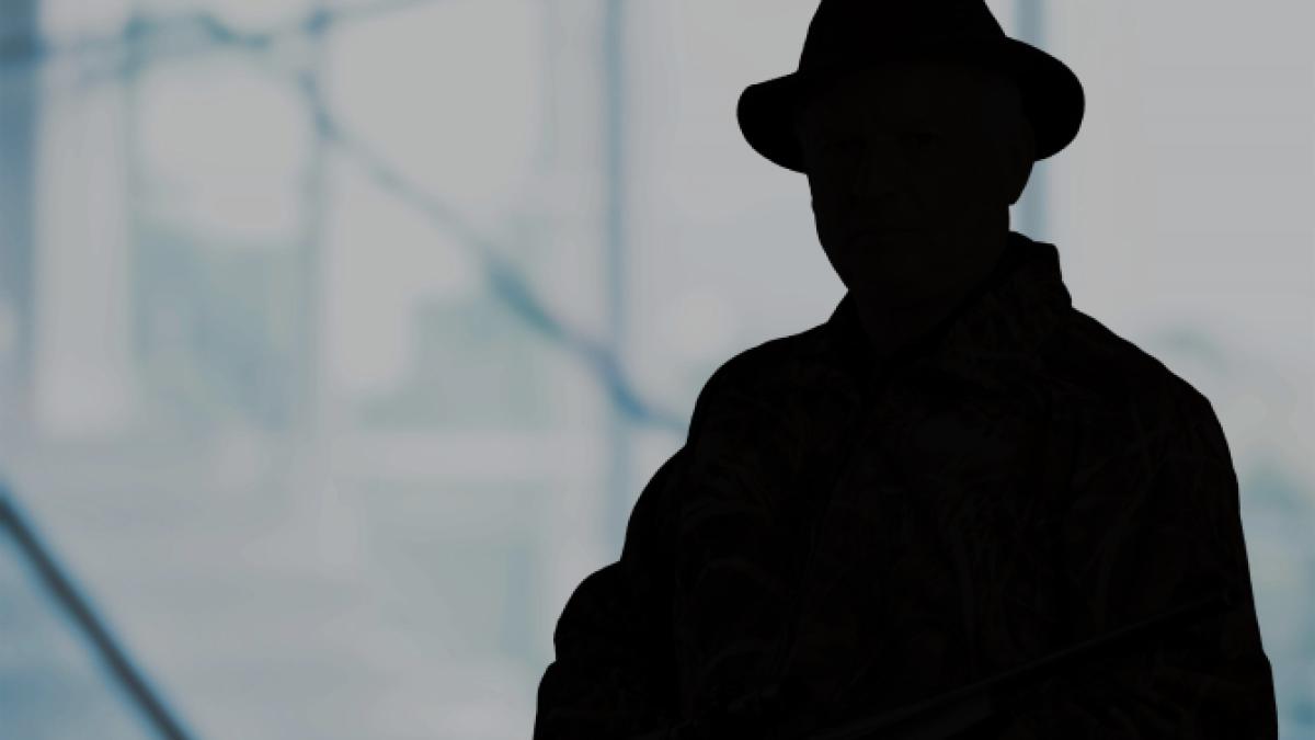 barbat-alba-ministru-raed-arafat_67836000