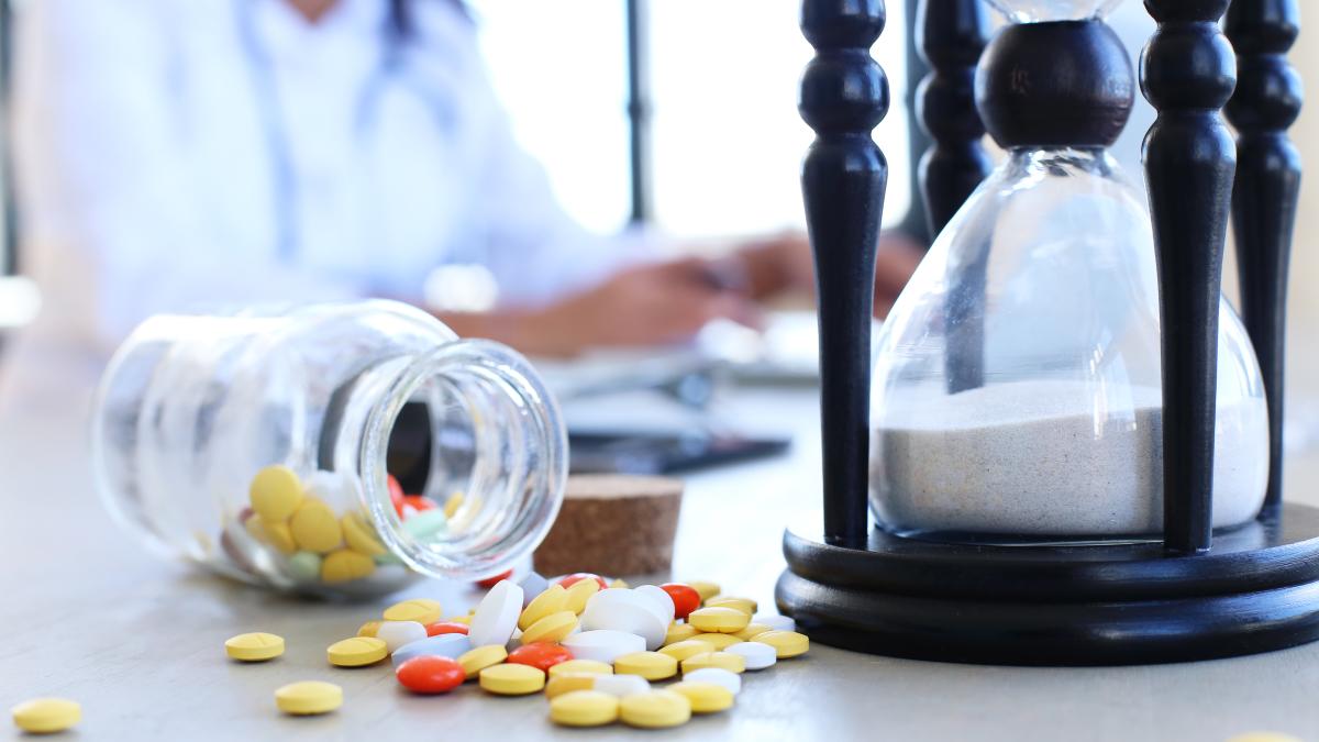 ministerul-finantelor-nu-respecta-hotararea-de-guvern-privind-accesul-la-medicamente--nu-pune-banuti-in-cutia-milei-pentru-pacientii-din-romania_37720600