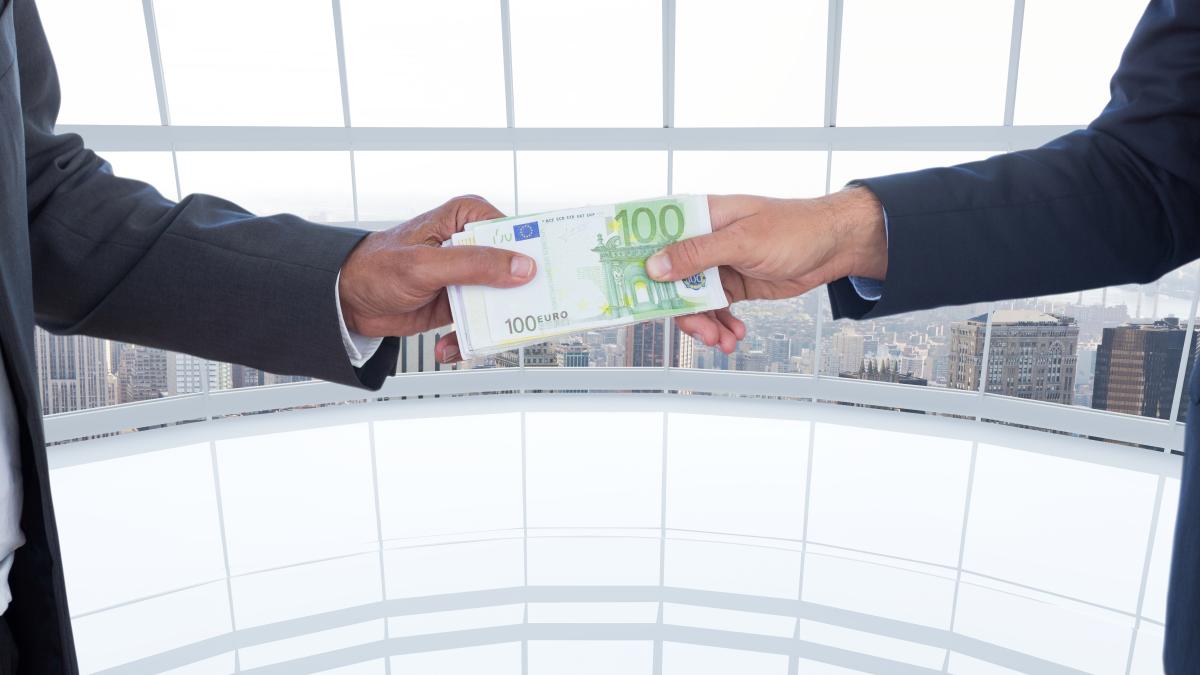 egiptul-si-ue--acord-in-valoare-de-un-miliard-de-euro_85417600