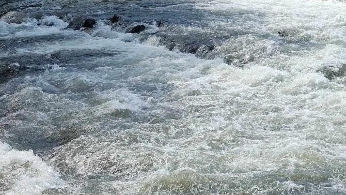 tragedii-in-romania--un-copil--disparut-in-apele-siretului--cautat-de-pompierii-militari--doi-adolescenti--inecati_99716500