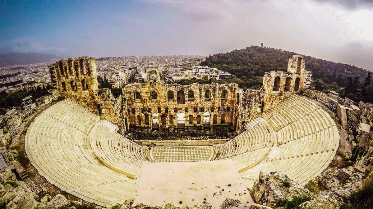 expozitia-pe-care-nu-ai-voie-sa-o-ratezi-daca-mergi-in-vacanta-in-grecia--mai-mult-de-1-5-milioane-de-turisti-viziteaza-in-fiecare-an-acest-loc_26625200