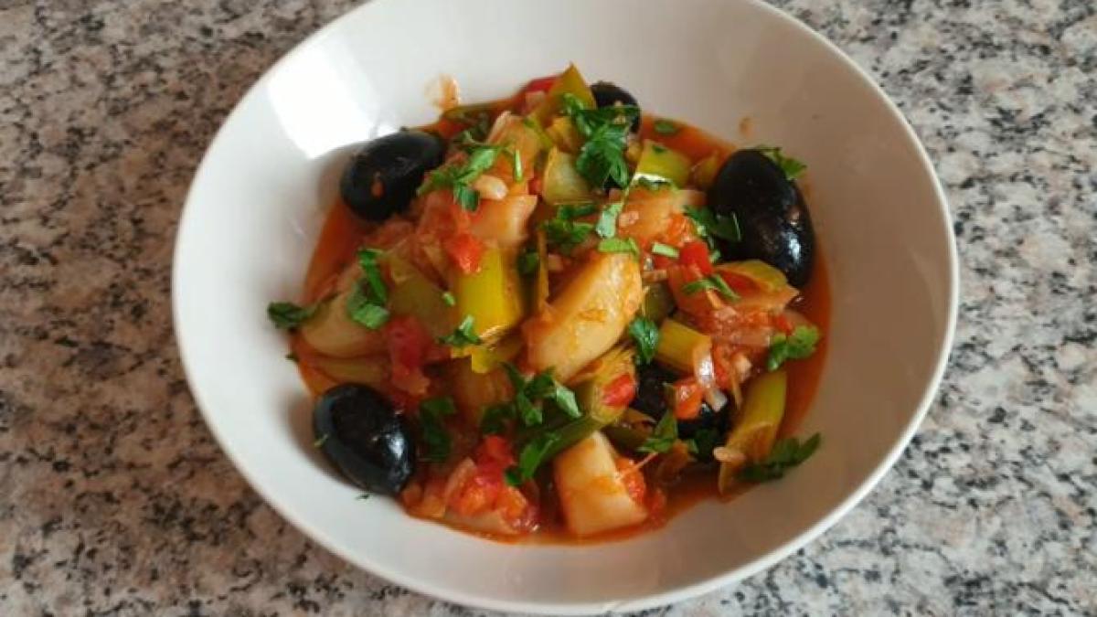 mancare-de-praz-cu-masline--reteta-veche--din-1940_74937200