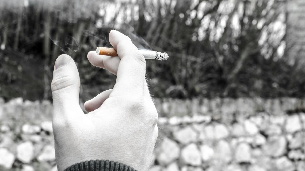 tutun-tigari-pexels-goumbik-293402_83214400