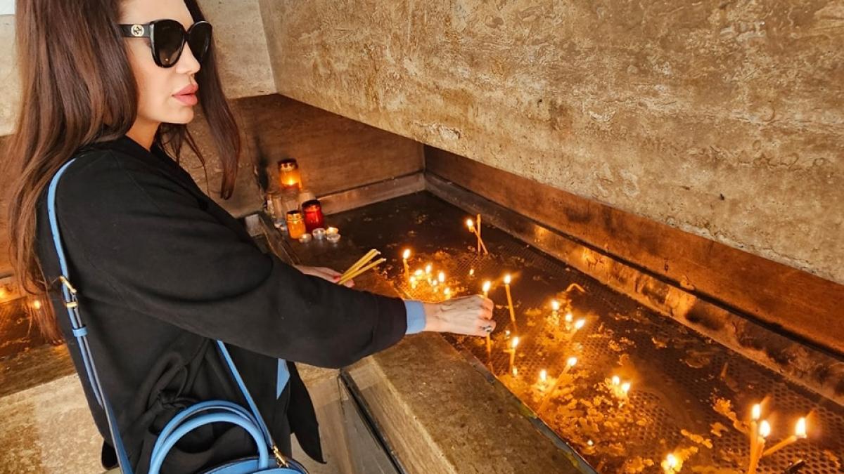 cristina-spatar--suferinta-imensa-dupa-moartea-mamei-sale-tata-ne-a-parasit-cand-a-aflat-ca-are-cancer--pentru-o-doamna-2_25892500