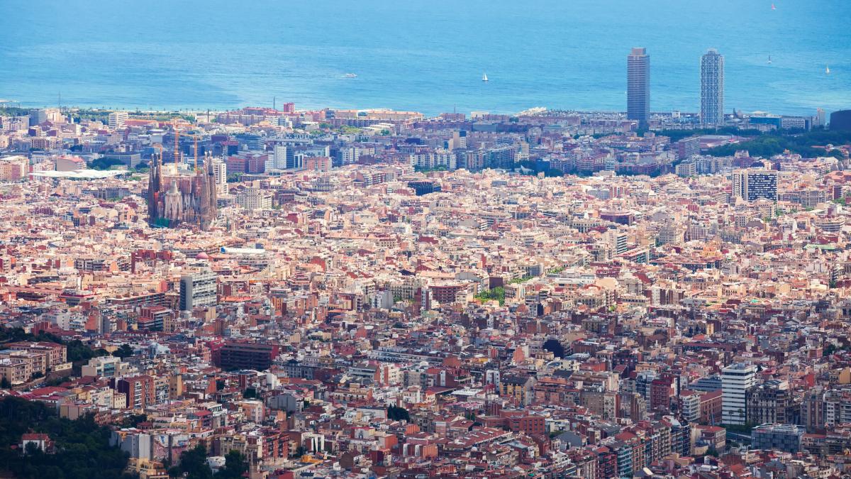 barcelona--masuri-noi-pentru-turisti-destul-sa-punem-limite-turismului_55118400