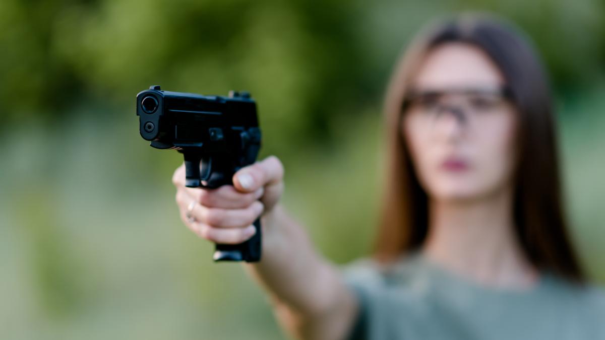 arma-shoot-pistol_35246800