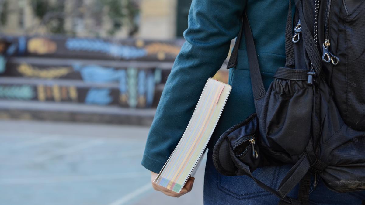 college-student-back-school-concept_53946200