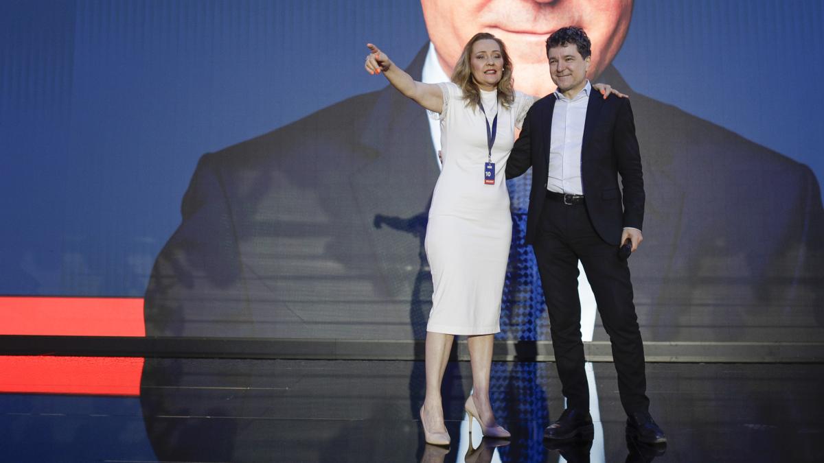 nicusor-dan-elena-lasconi_89643300