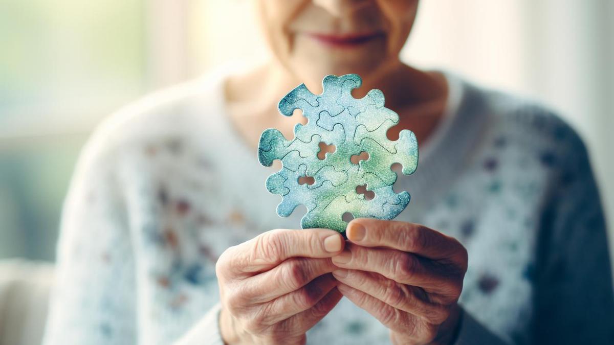 fructul-care-poate-feri-de-alzheimer--cine-trebuie-sa-fie-atent-inainte-de-a-l-consuma-1_39363100