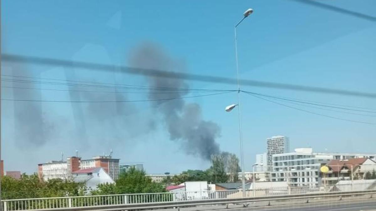 incendiu-sector-2-service-auto-obor_76838900