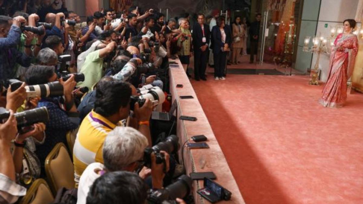 nunta-fiului-celui-mai-bogat-om-din-asia--miliardarul-ambani--s-a-terminat---iata-ce-s-a-intamplat-la-nunta-anului_10519600