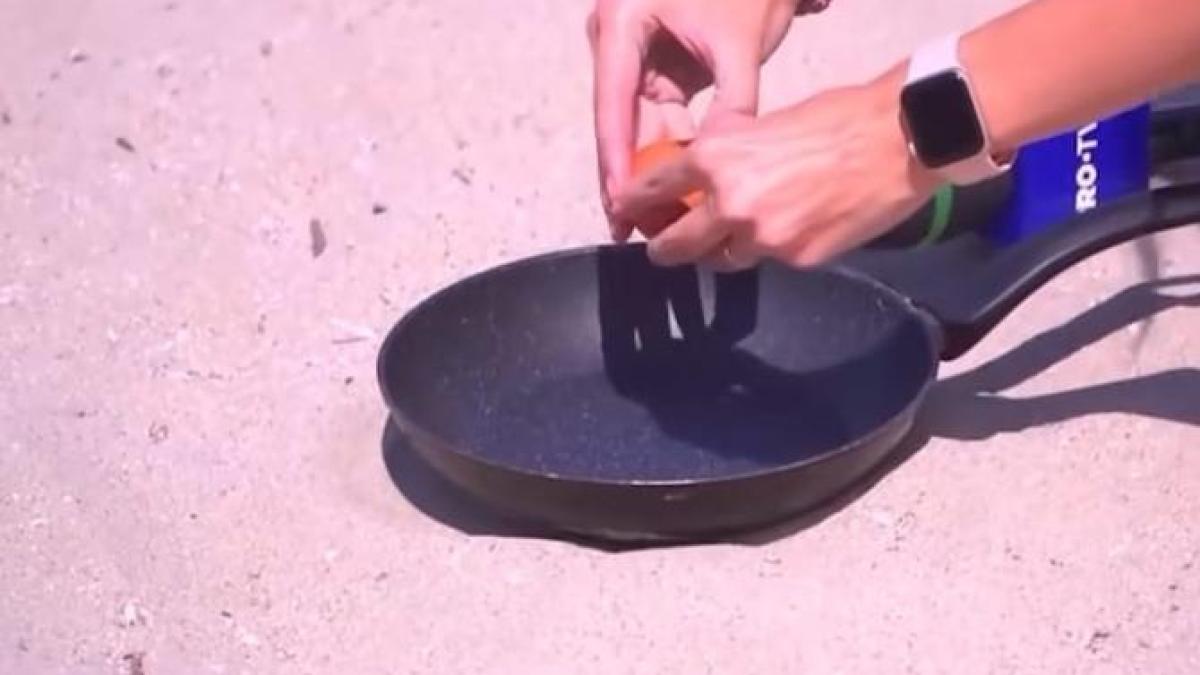 primul-cod-rosu-de-canicula-de-pe-litoral--nisipul-e-atat-de-fierbinte-incat-poti-praji-oua_39333600