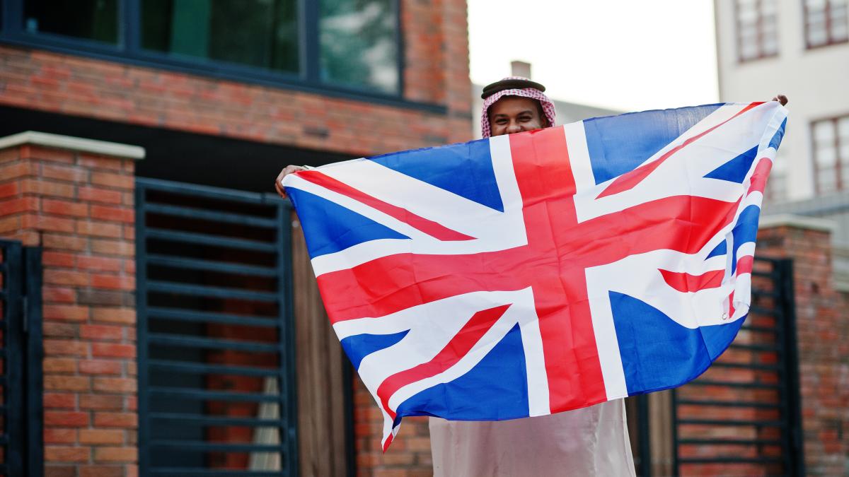 marea-britanie-dezvaluie-un-program-serios-pentru-repatrierea-imigrantilor-ilegali-in-tarile-lor-de-origine_11119600