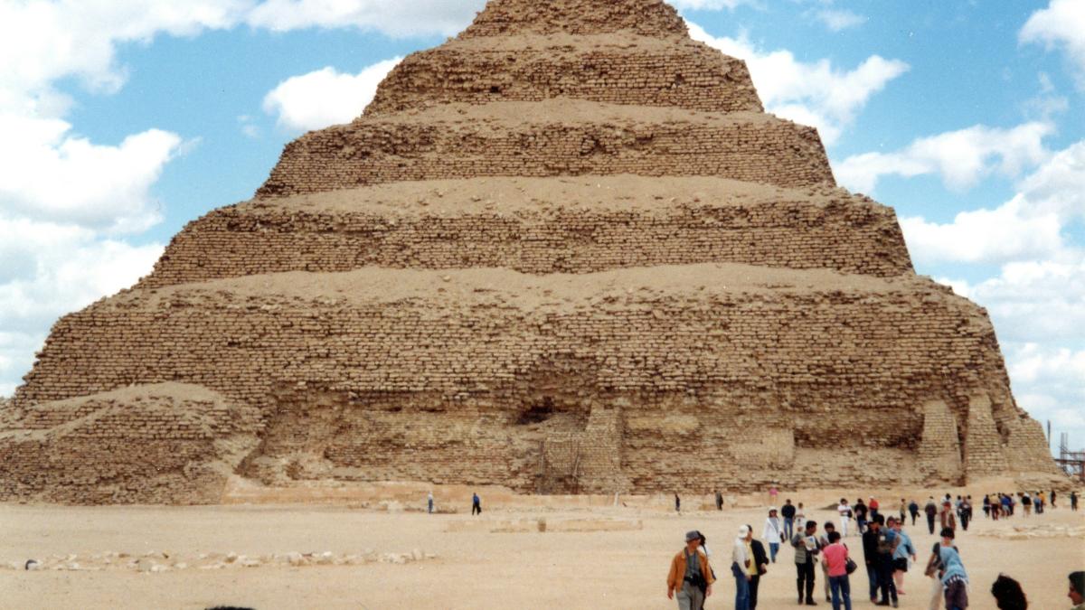 piramida-in-trepte-lift-hidraulic_36788800