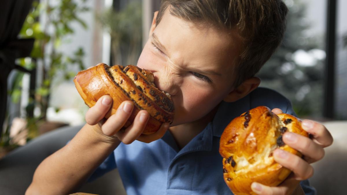 obezitatea-infantila--primele-semnale-de-alarma--consilier-nutritionist-de-ce-s-a-ingrasat-trebuie-sa-identificam-si-factorii-care-au-dus-la-aceasta-ingrasare_36662100