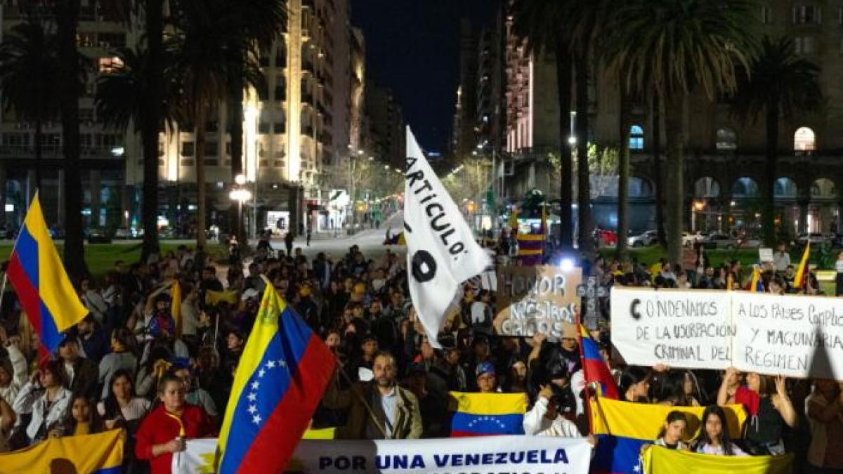 dovezile-arata-ca-alegerile-din-venezuela-au-fost-furate--iar-maduro-nu-vrea-sa-plece_28364700