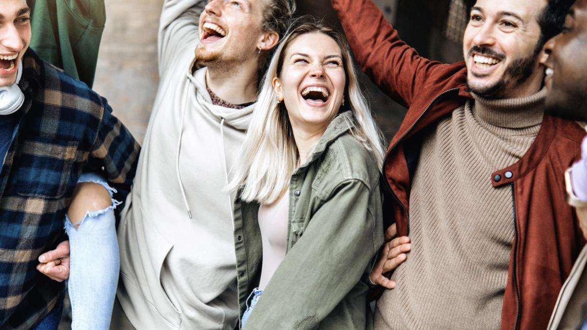 happy-people-oameni-fericiti_05149600