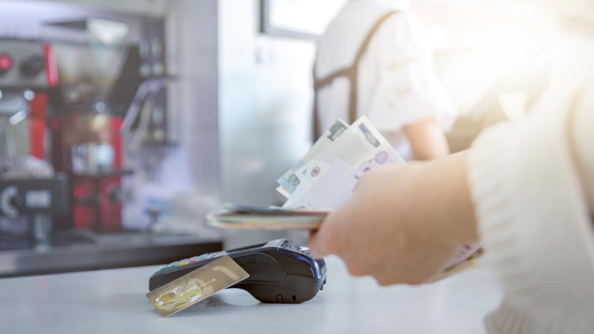 ce-a-vrut-guvernul-sa-faca--de-fapt--limitand-platile-cash--alexandru-bodislav-de-aceea--ciolacu-a-fost-prins-intr-o-situatie-ingrata_75496600