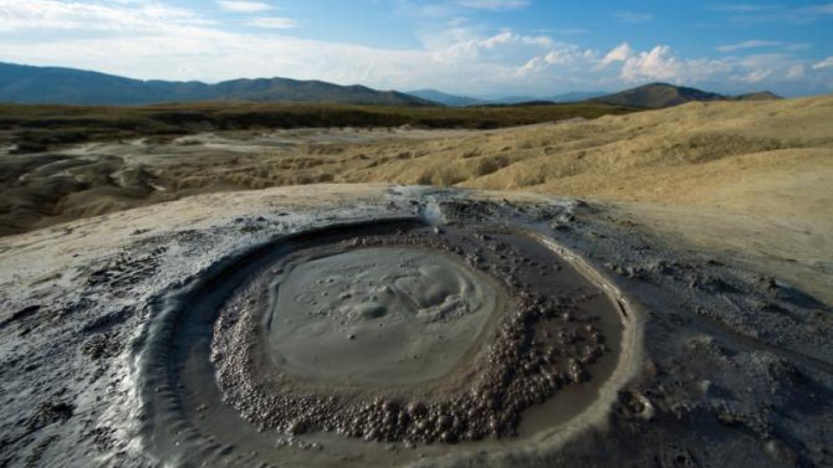 vulcanii-noroiosi-1_02130500