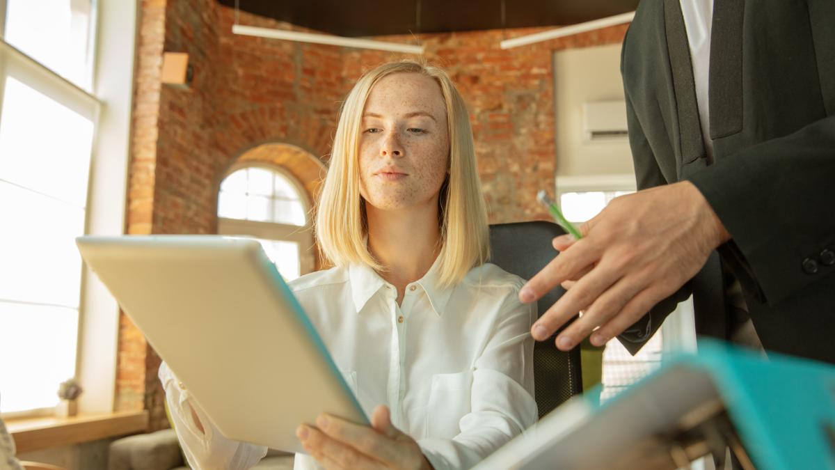 horoscop-14-august-berbec--taur--gemeni--rac--leu--fecioara--zodia-care-primeste-o-propunere-din-partea-sefului--pot-aparea-probleme_76063000