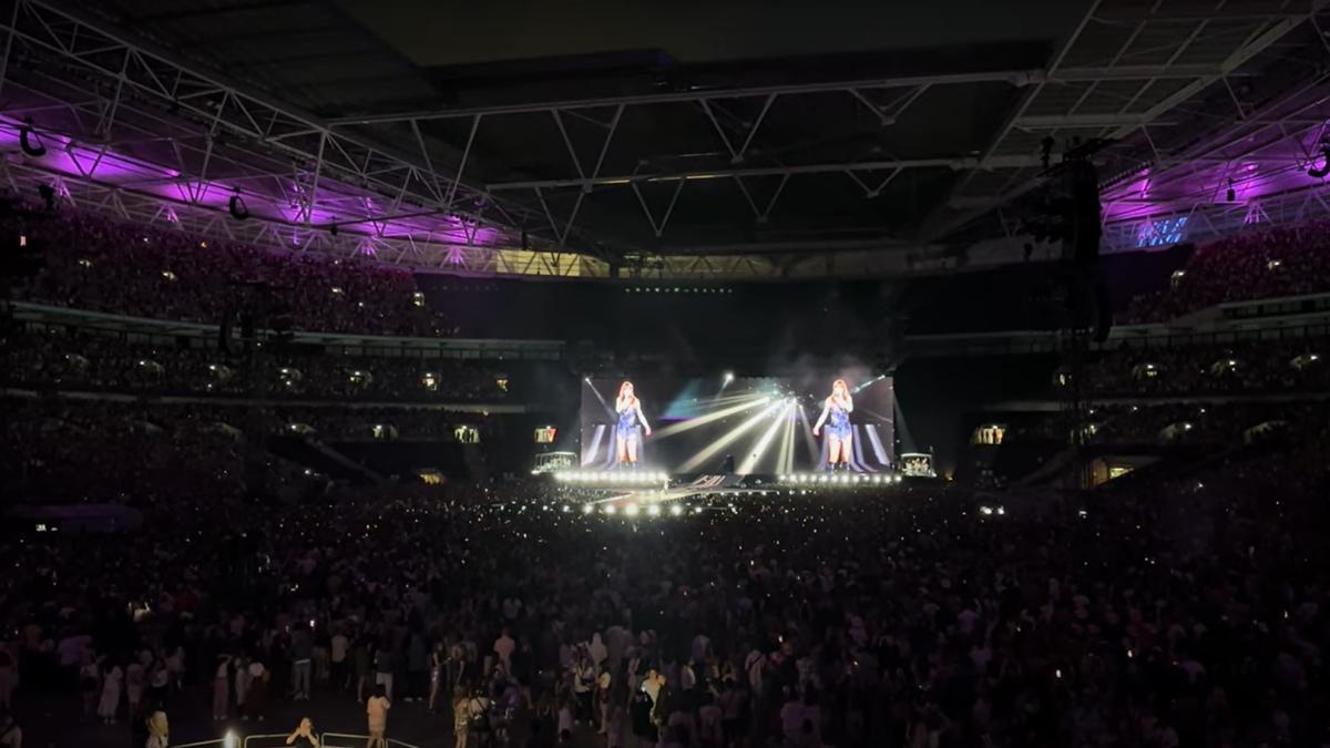 taylor-swift-concert_92197500