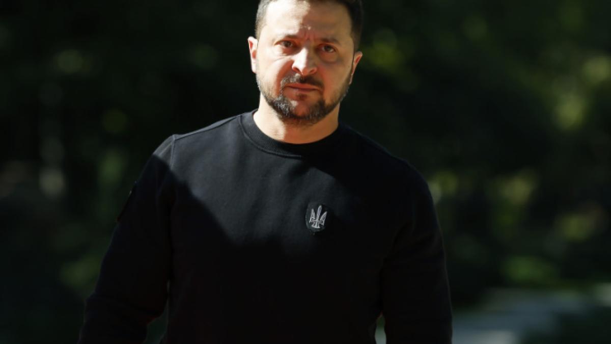 zelenski--la-un-pas-de-moarte--in-odesa--convoiul-presedintelui-ucrainean--atacat-cu-drone_20933800