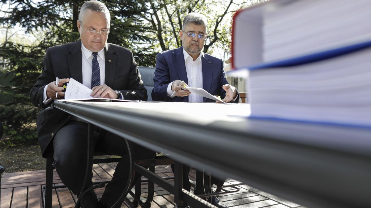 ciuca-ciolacu4_inquam_photos_octav_ganea___85158000