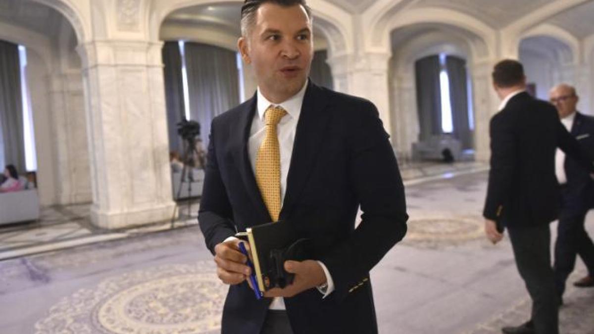 ionut-stroe-pnl-recunoaste-ca-relatiile-din-coalitie-sunt-tulburate--ce-spune-despre-iesirea-liberalilor-de-la-guvernare_98823400