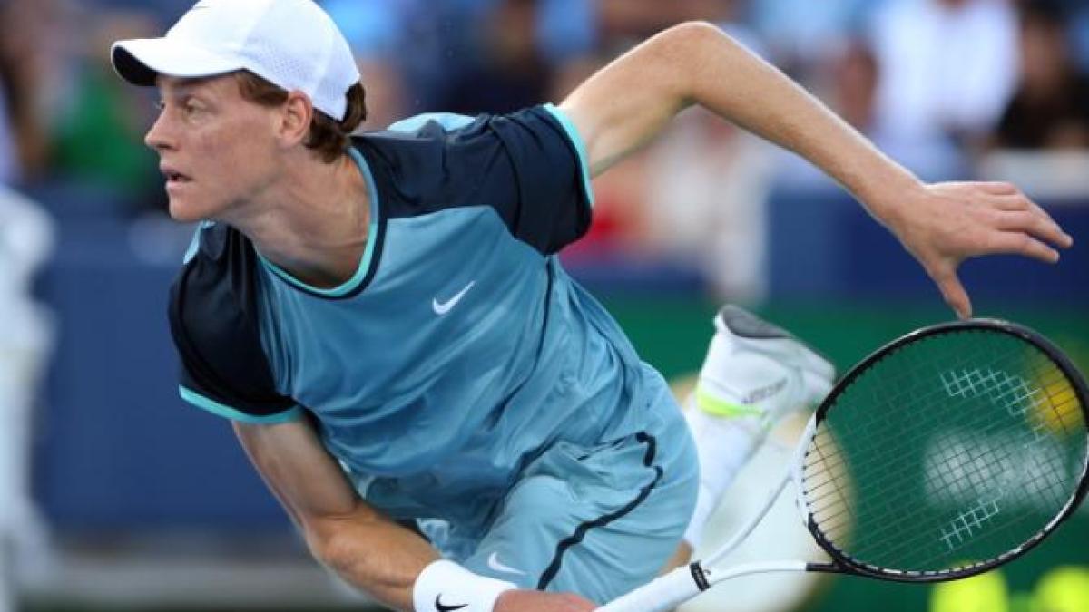 jannik-sinner--prc-e2prc-80prc-9dasteptari-modesteprc-e2prc-80prc-9d-la-us-open--chiar-daca-este-lider-mondial_69086900