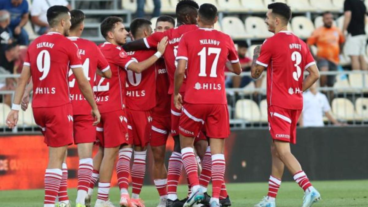 prc-e2prc-80prc-9dfavoriteleprc-e2prc-80prc-9d-in-play-off--calificate-in-grupele-cupei-romaniei--si-au-respectat-statutul_33452100