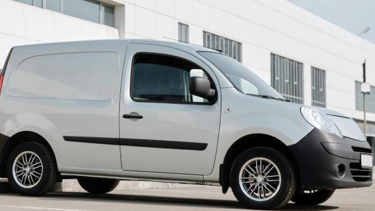 motoare-electrice-pentru-taxiuri--dube-de-livrare-sau-autobuze-vechi--ce-vehicule-sunt-eligibile_64921000