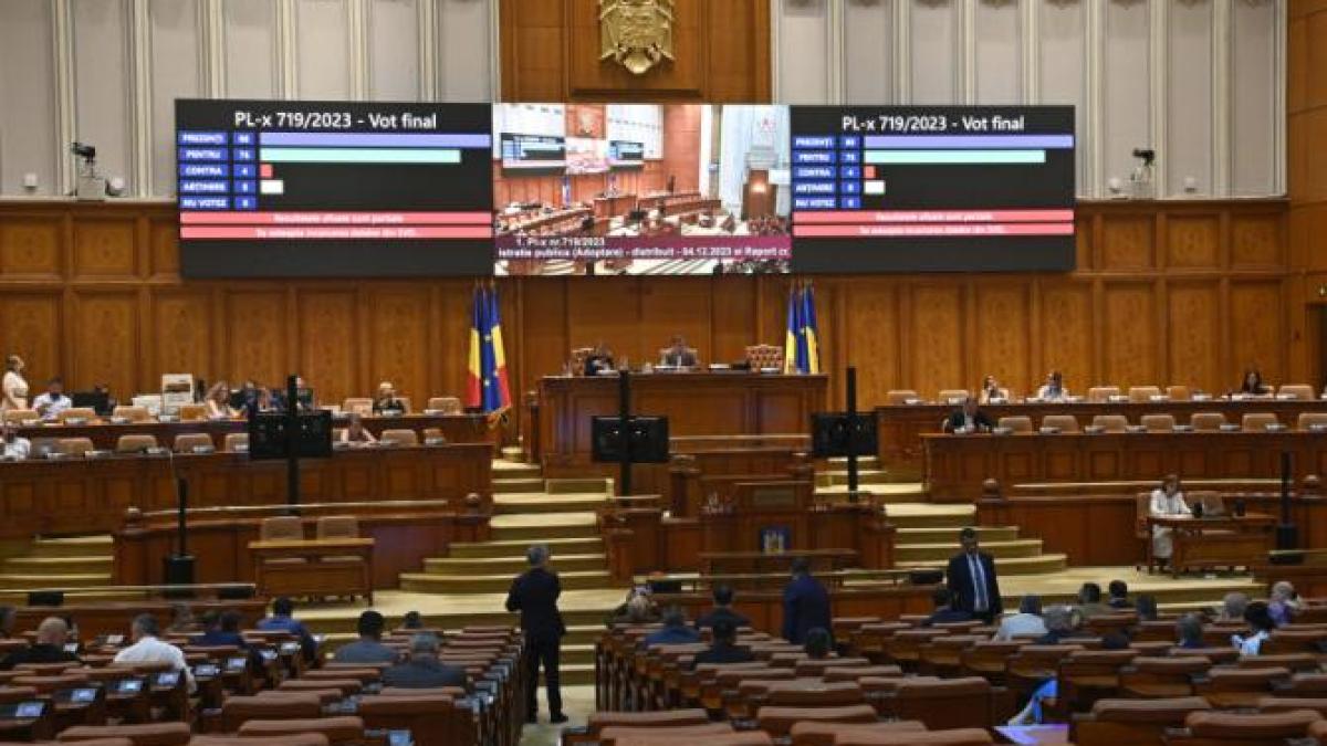 camera-deputatilor6_04034500