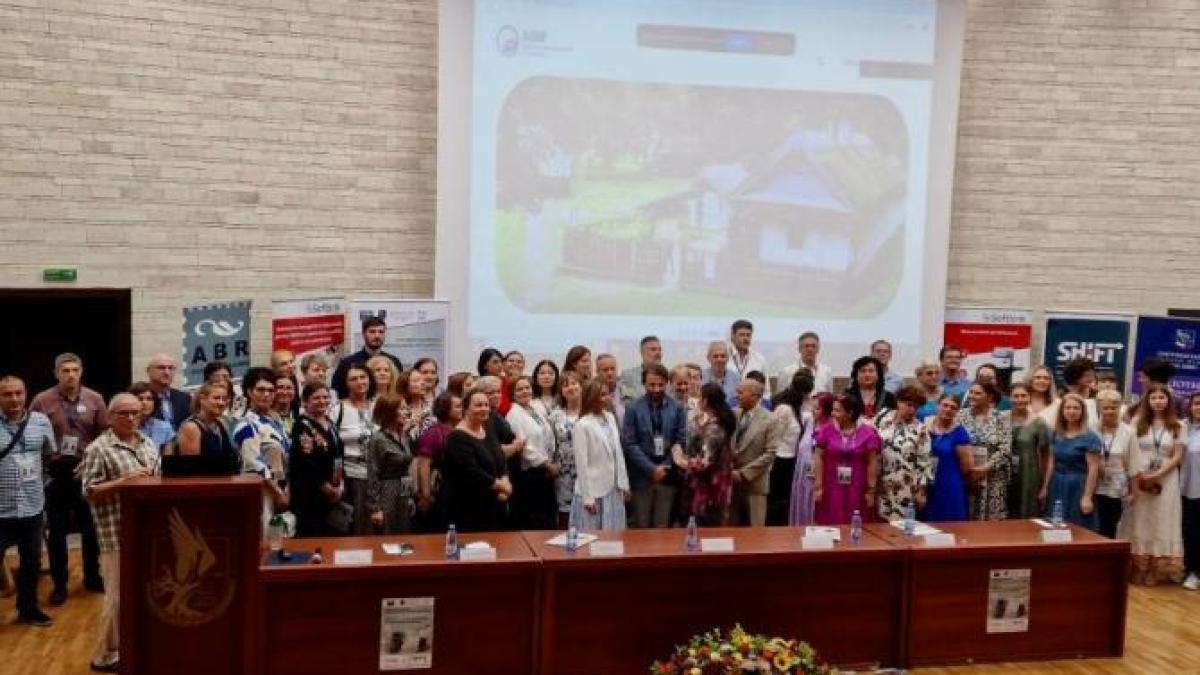 bcu-prc-e2prc-80prc-9dcarol-iprc-e2prc-80prc-9d-la-conferinta-nationala-a-asociatiei-bibliotecarilor-din-romania_37029100