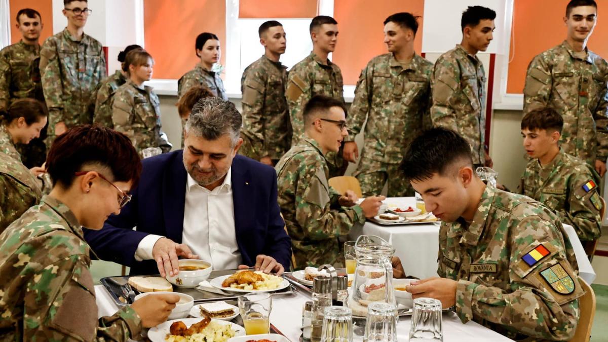 ciolacu-studenti-1_56782600