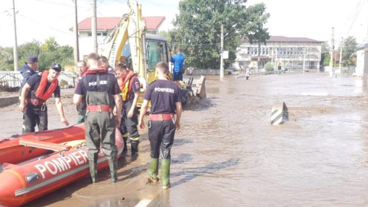 codul-rosu-de-inundatii-pe-raurile-din-bazinele-hidrografice-siret-si-prut--prelungit-pana-la-pranz_10147200