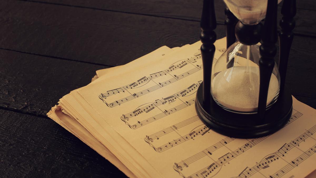 music-notes-scores_37746900