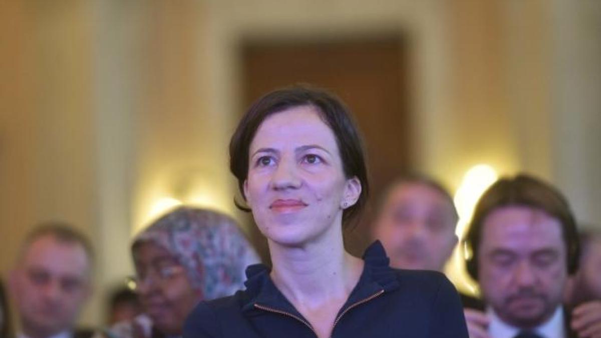 roxana-minzatu_07591200