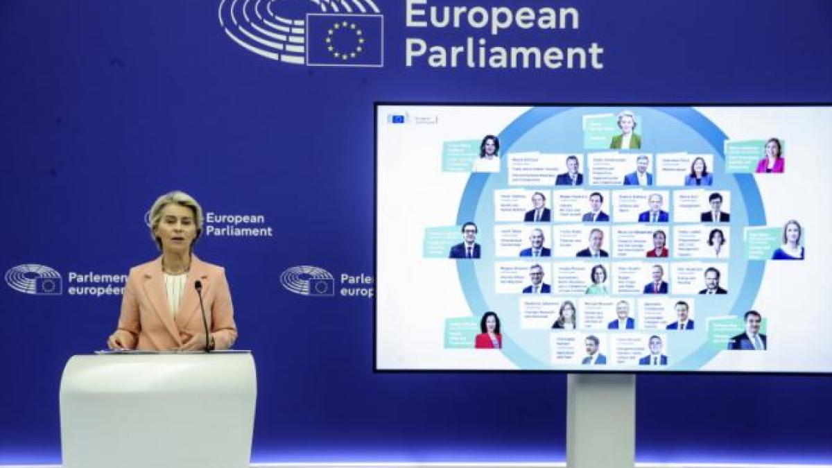 ursula-comisia-europeana_06851100