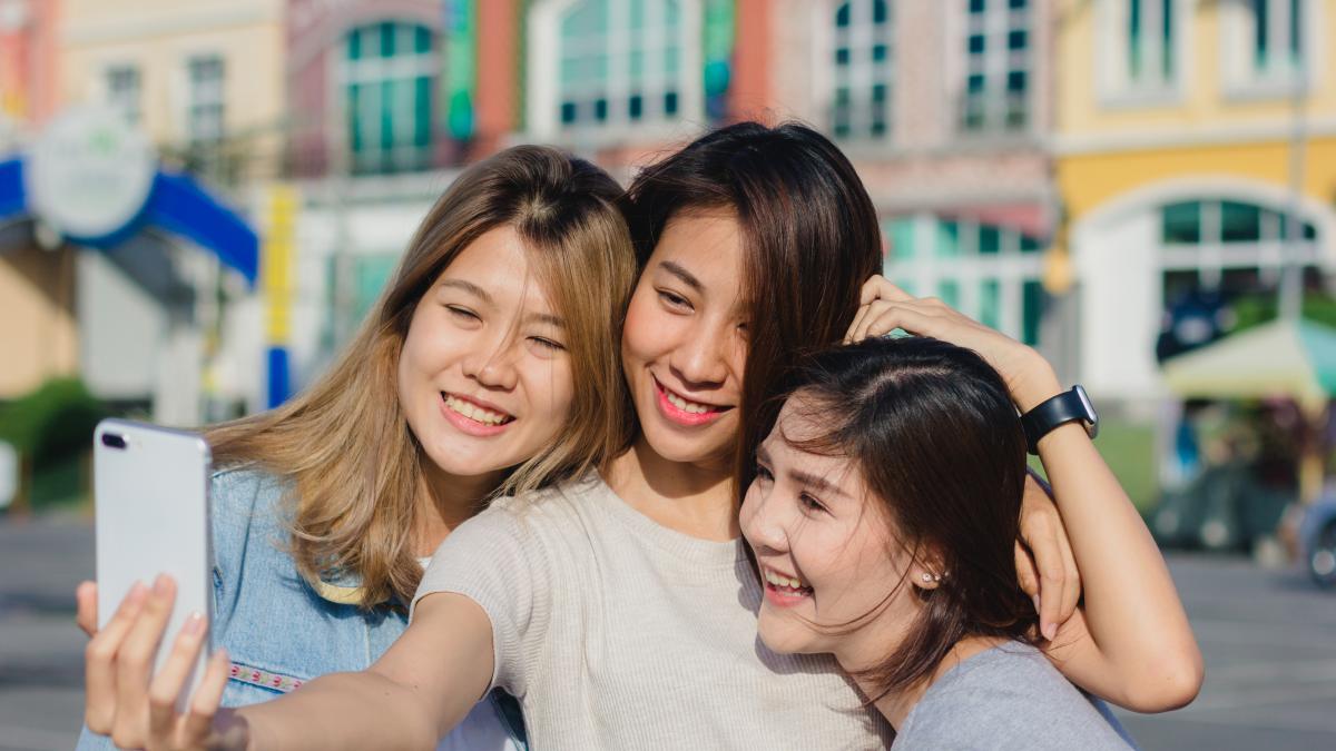 asian-friends-women-asiatici-asia_90246300