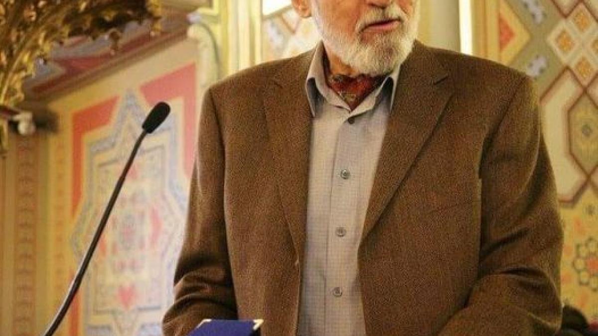 carol-malinescu_88938100