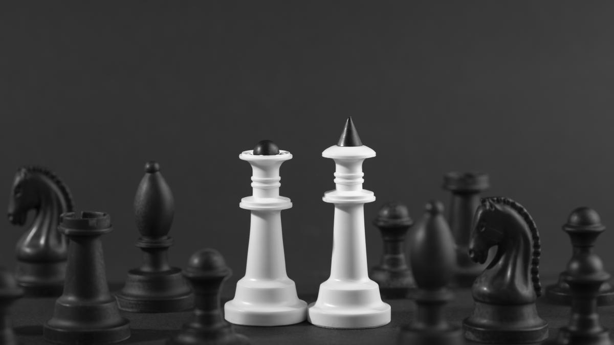 soarta-coalitiei-si-posibila-candidatura-a-lui-hellvig-la-prezidentiale--dupa-declaratiil-lui-crin-antonescu--chirieac-interesele-politice-se-despart-la-alegeri_47722500