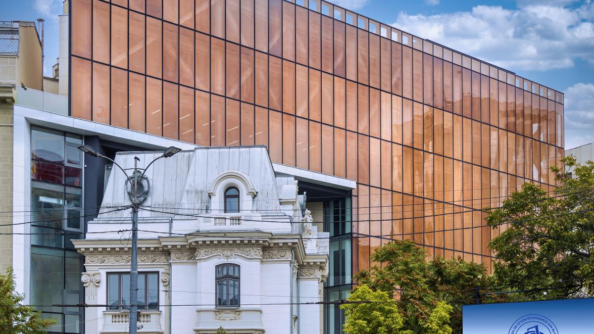 ase_piata-romana-7_08343500