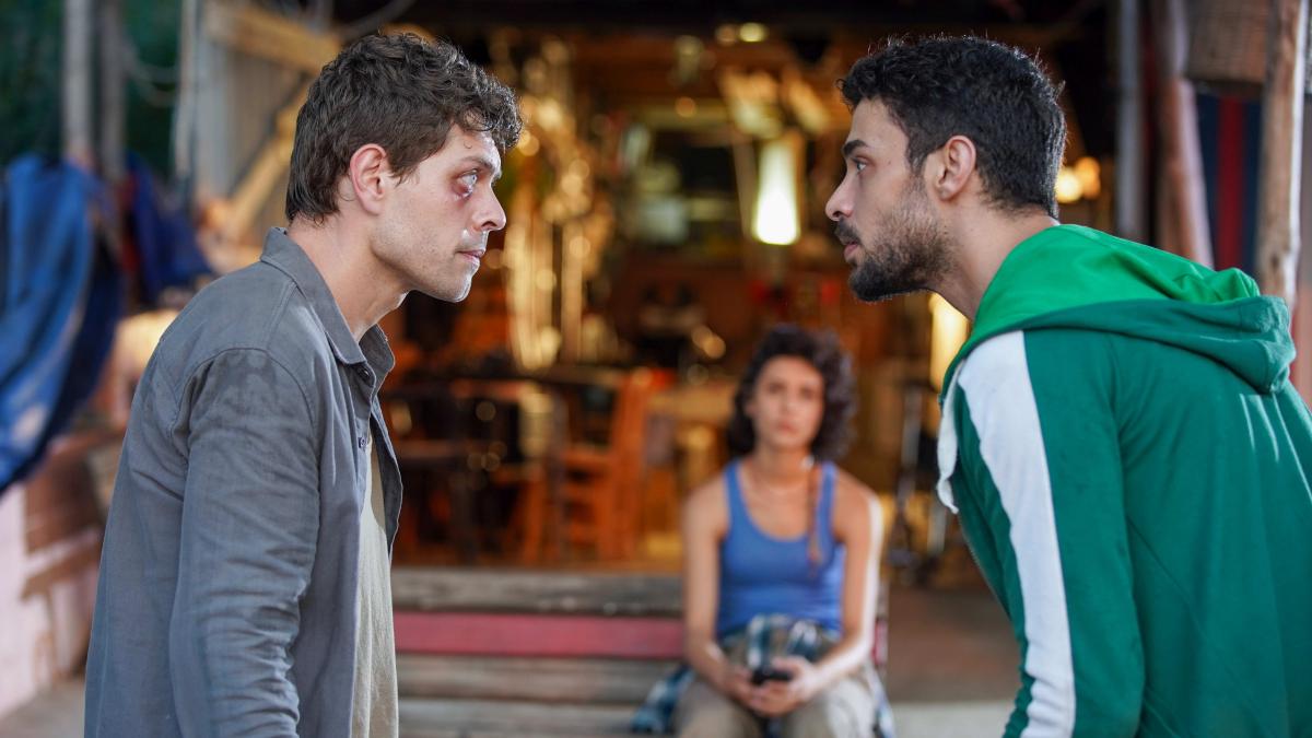 viata-pe-muchie-de-cutit-in-prc-e2prc-80prc-9dinima-rebelaprc-e2prc-80prc-9d--in-aceasta-seara--pe-kanal-d_67470900