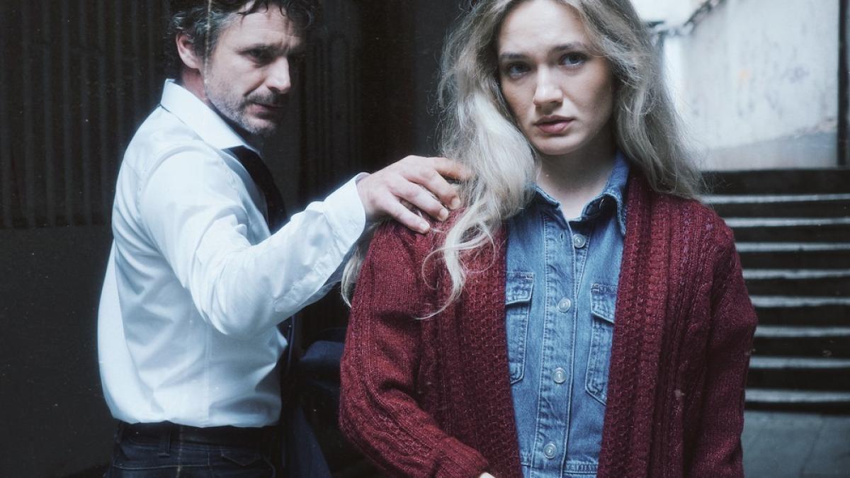 marius-turdeanu-si-ioana-niculae-in-oleanna_25642700