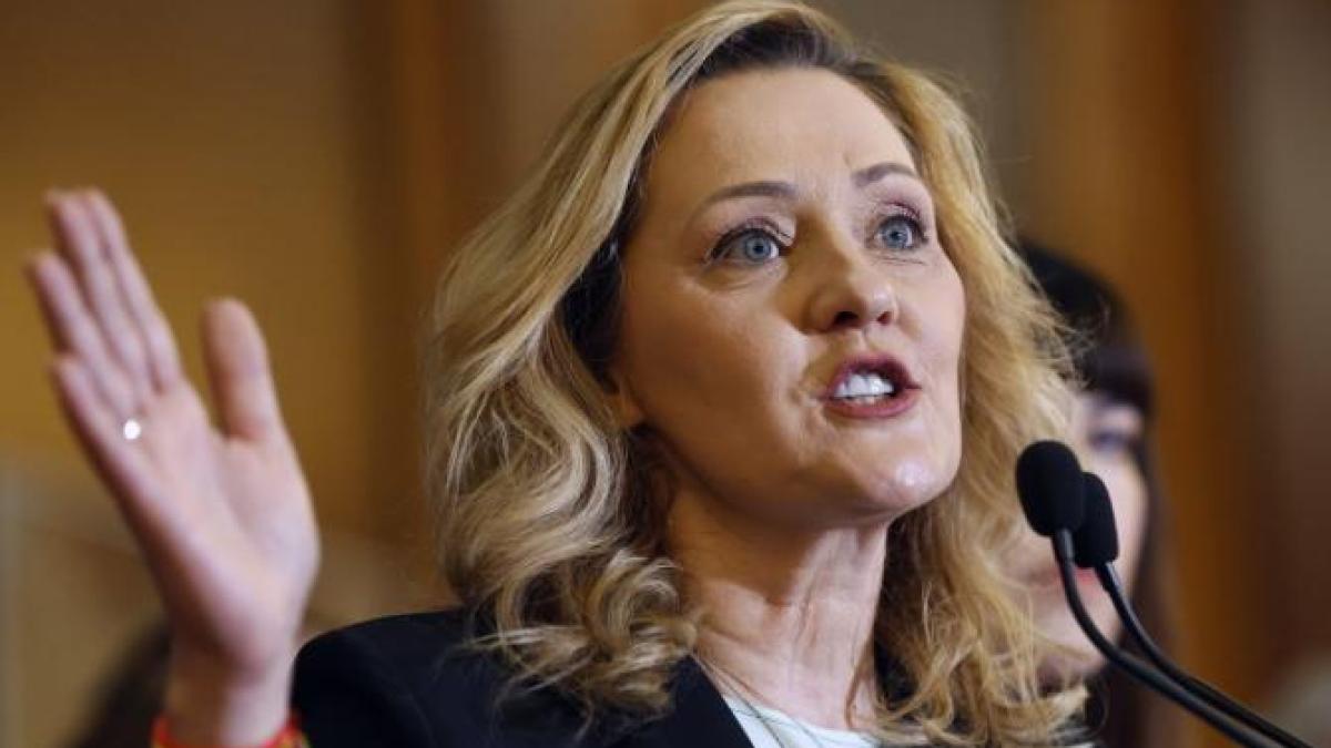 lasconi-derapaj-grav-ciuca_05568800