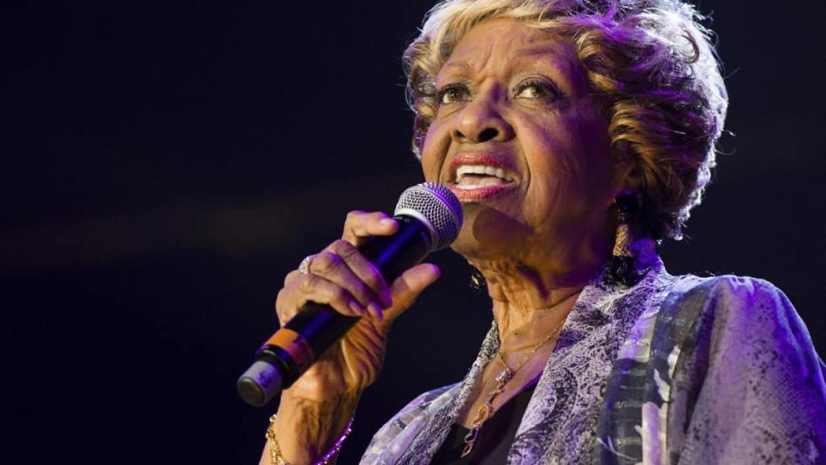 mama-regretatei-whitney-houston--cantareata-de-gospel-cissy-houston--a-murit-la-91-de-ani_10262200