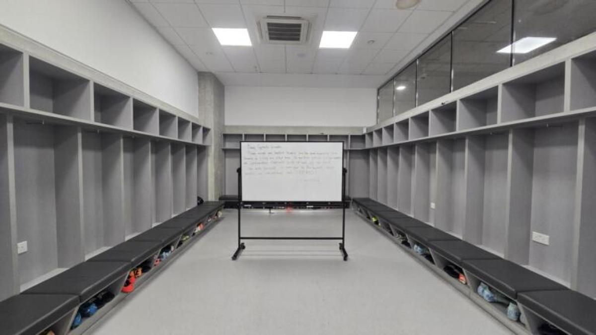 romania_mesaj_vestiar_frf-1jpg_01232400