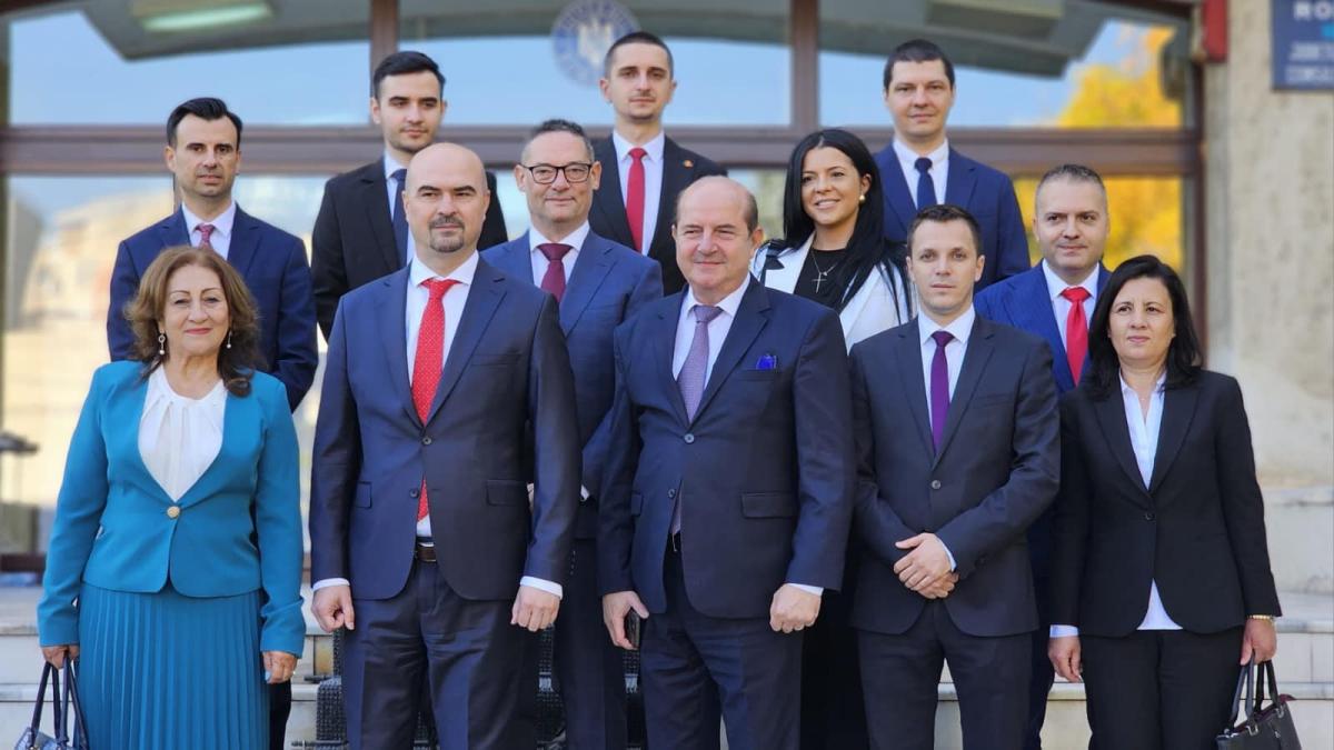 senat-candidati_75042000