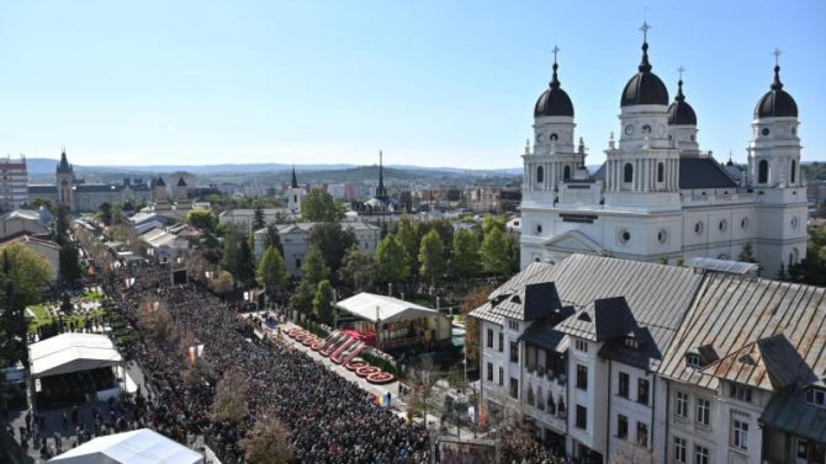 pelerinajul-de-sfanta-cuvioasa-parascheva-s-a-incheiat--numar-impresionant-de-pelerini_37571800