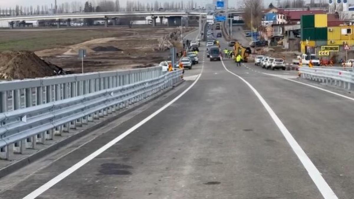 noul-pasaj-peste-autostrada-a0--i-a-izolat-pe-locuitorii-din-comuna-berceni--noua-constructie-nu-are-trotuare--iluminat-public-sau-nod-rutierprc-c2prc-a0_29275800